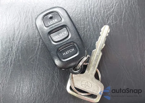 2003 Toyota Matrix Xr из США, поврежденный, VIN 2T1KR32EX3C094956